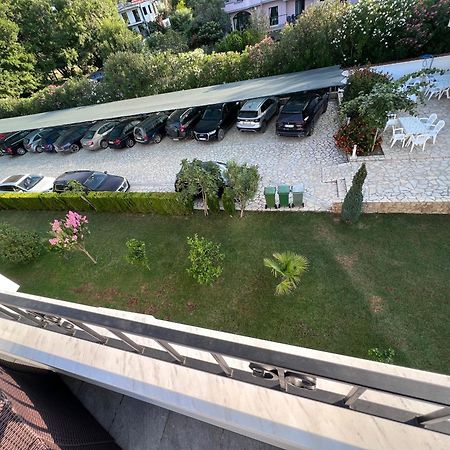 Residence Leora Ulcinj Bagian luar foto