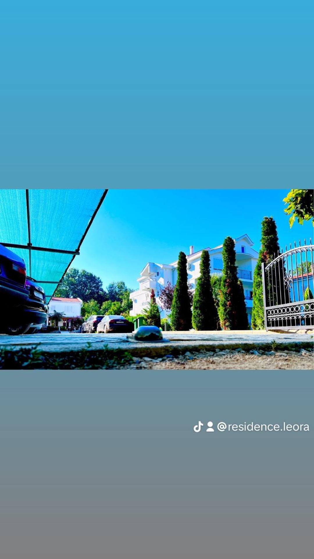 Residence Leora Ulcinj Bagian luar foto