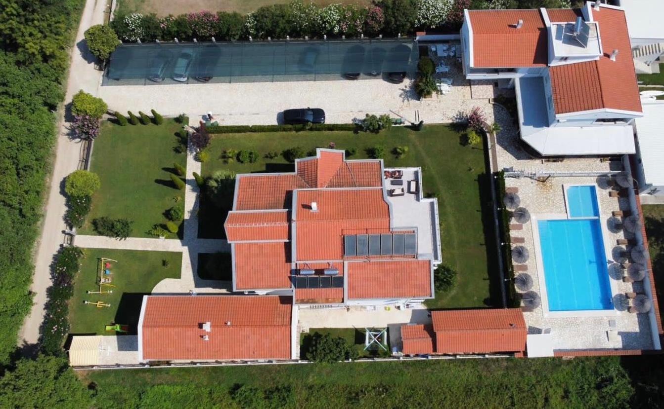 Residence Leora Ulcinj Bagian luar foto